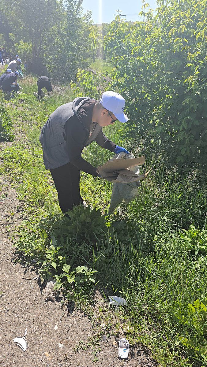Работники УК ТЭЦ приняли участие в общегородском субботнике