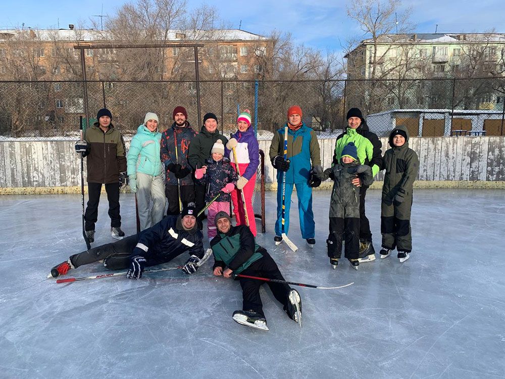 Өскемен ЖЭО мектептегі мұз айдынын қолдады