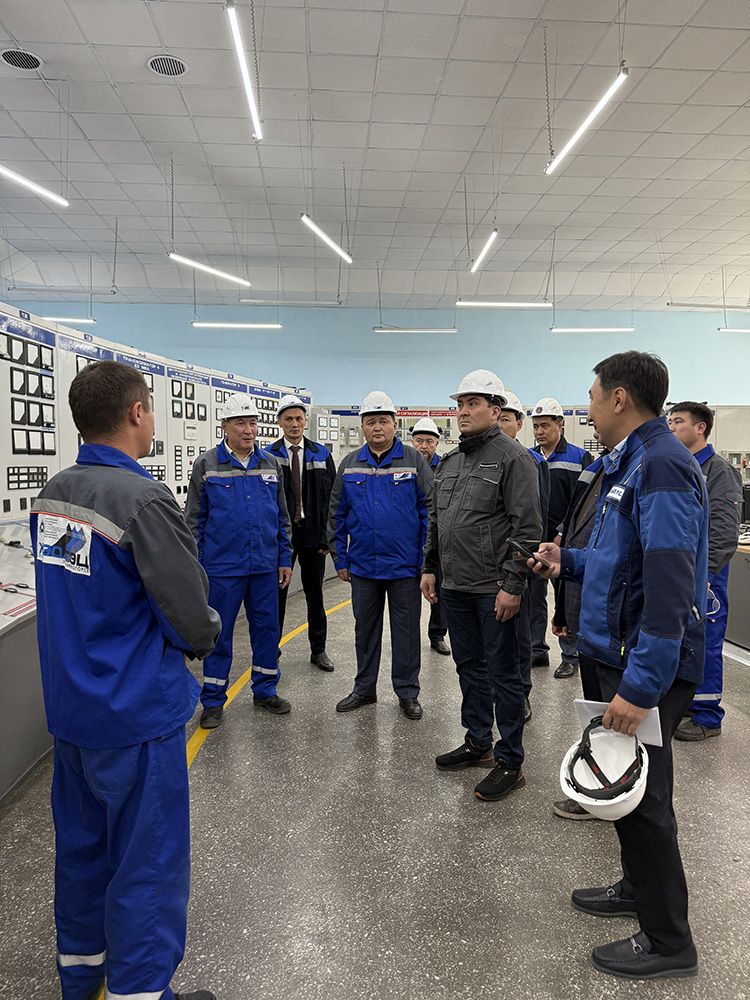Министр энергетики РК Ерлан Аккенженов посетил Усть-Каменогорскую ТЭЦ