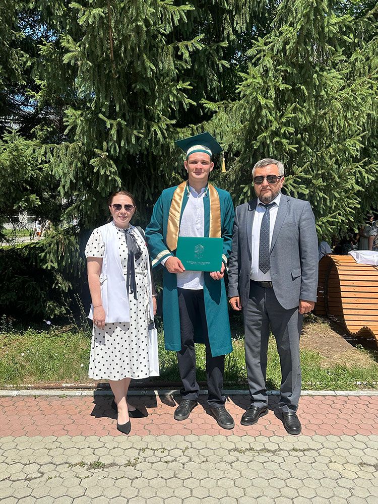 Вручение дипломов выпускникам ВКТУ: Шаг в будущее энергетики региона